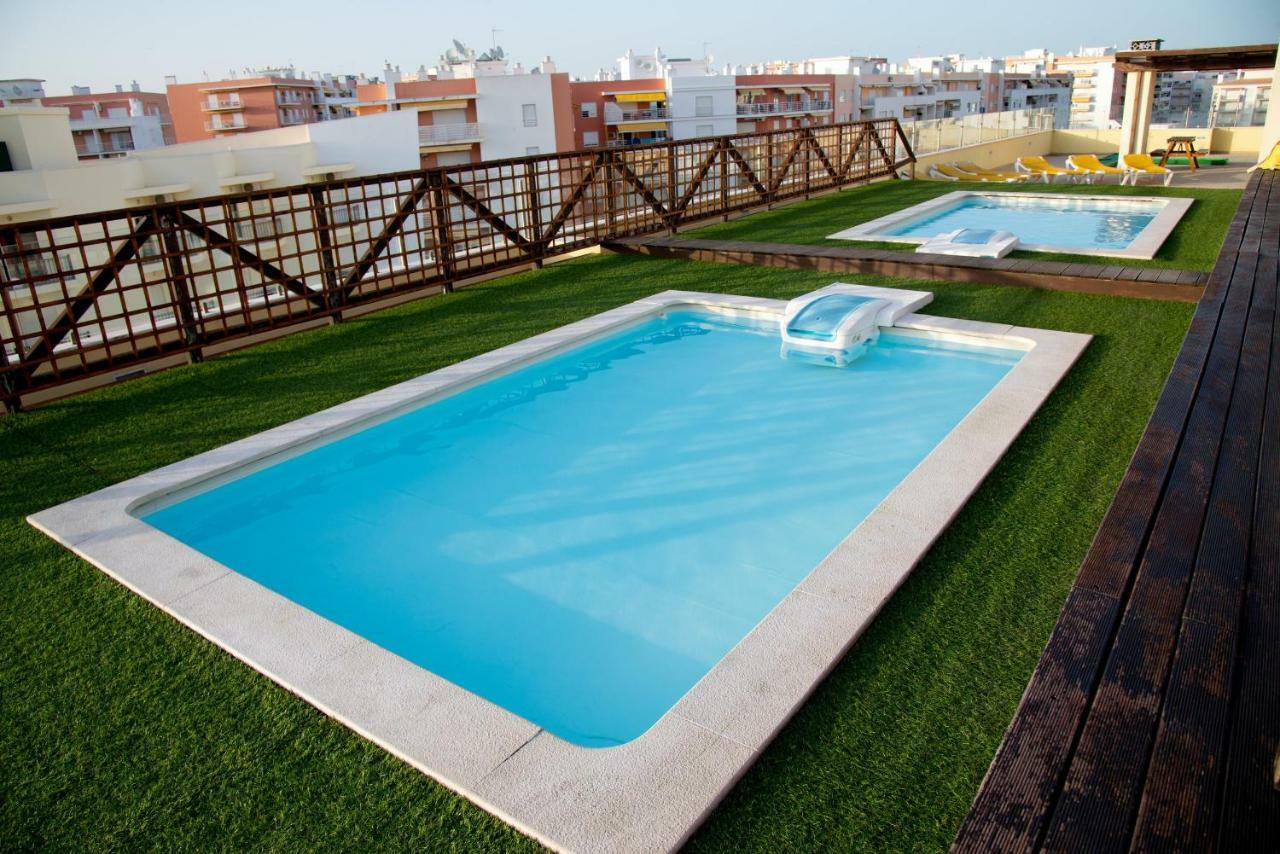 By The Sea - Rooftop Pools Apartment Armação de Pêra Екстериор снимка